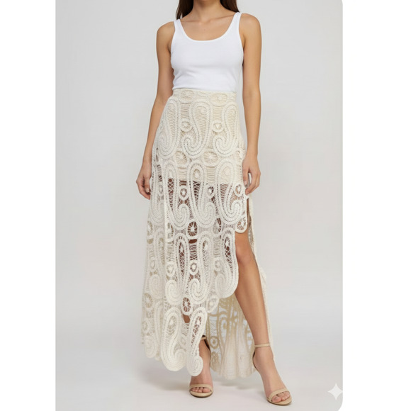 Ultra Pink Dresses & Skirts - Ivory Asymmetrical crochet skirt Boho-Chic Statement Festival Resort Beech Sz-M